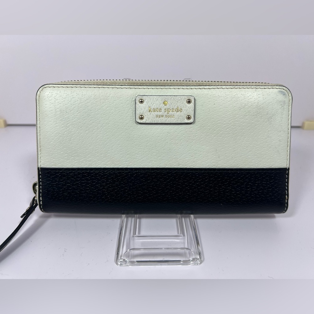 2114: Kate Spade Colorblock Zip Wallet Leather Black White Long Wallet